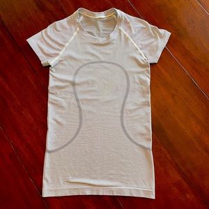 Lululemon Black and White Striped Top Size Small